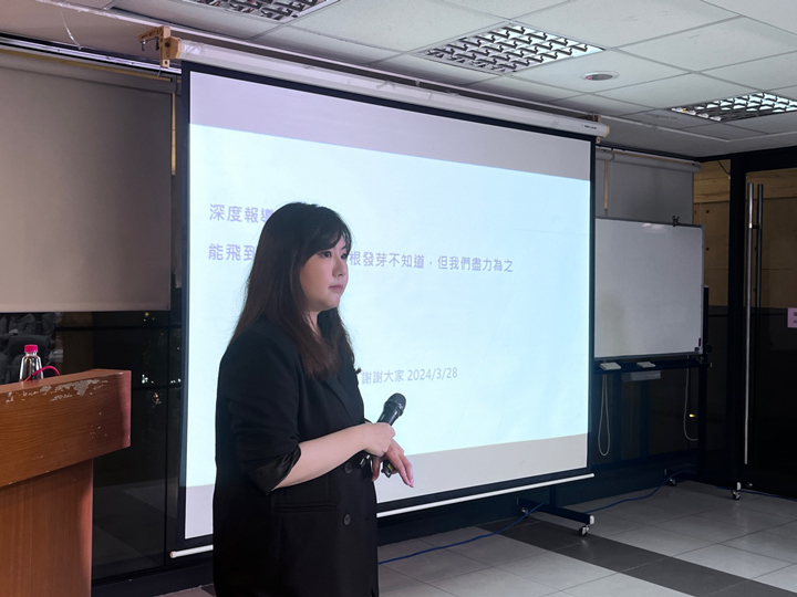 王心喬坦言，報題有時仍會被長官「打槍」，但「被打槍」其實是個學習的過程。（特約記者劉郁葶攝）