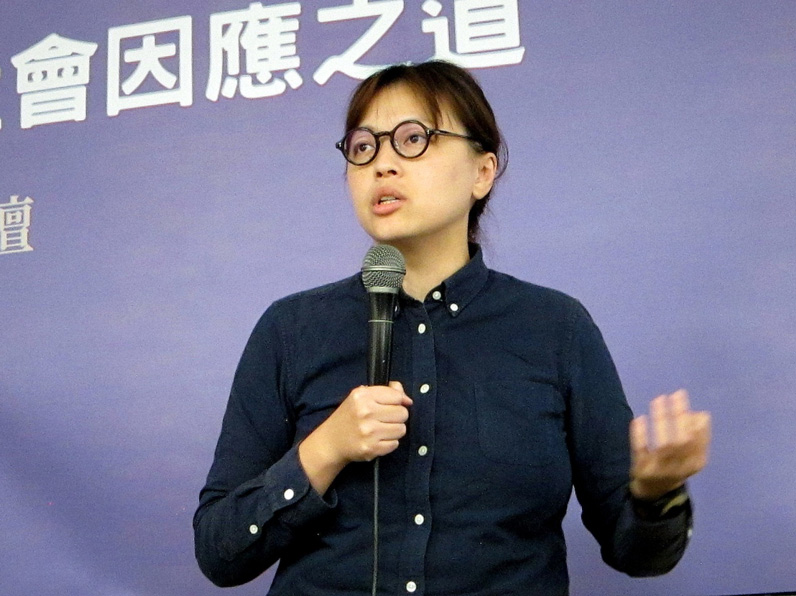 蔡蕙如認為，公共電視面對爭議訊息時的「慢」和「冷靜」，阻隔了觀眾和假訊息。（特約記者陳洧農攝）