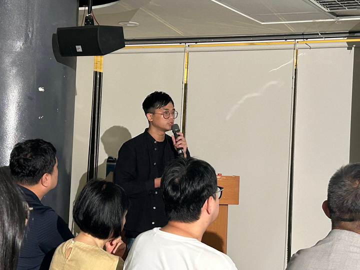 林奐成認為,國際新聞可以與台灣時事有所連結,甚至有改變政策的作用。(特約記者宋思彤攝) 林奐成認為,國際新聞可以與台灣時事有所連結,甚至有改變政策的作用。(特約記者宋思彤攝)
