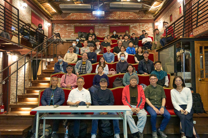 前排左起為黃子明、鍾宜杰、謝三泰、蕭嘉慶、莊坤儒、陳靜雲。(特約記者楊仁攝) 前排左起為黃子明、鍾宜杰、謝三泰、蕭嘉慶、莊坤儒、陳靜雲。(特約記者楊仁攝)