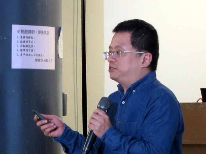 郭展毓打趣地說，自己放假的時候特別容易發生重大事件。（特約記者陳洧農攝）