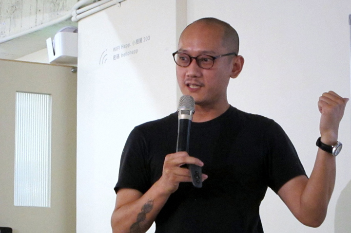 楊智強表示，台灣新聞記者協會今年剛好要推出「台灣媒體韌性計劃」，提升媒體的戰時應變能力。（特約記者陳洧農攝）