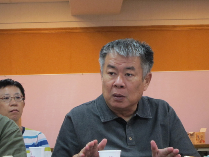 葉陶軒指出，通訊社對於需要保護的對象，會用各種方式使其面容不露出，但不會使用馬賽克。（特約記者陳洧農攝）