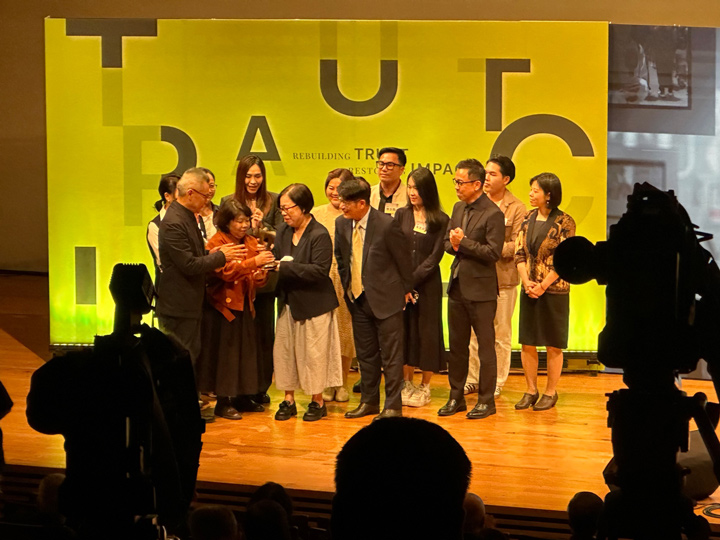 公視新聞部的《東南亞語新聞》脫穎而出，成為2025社會公器獎得主。（特約記者宋思彤攝）