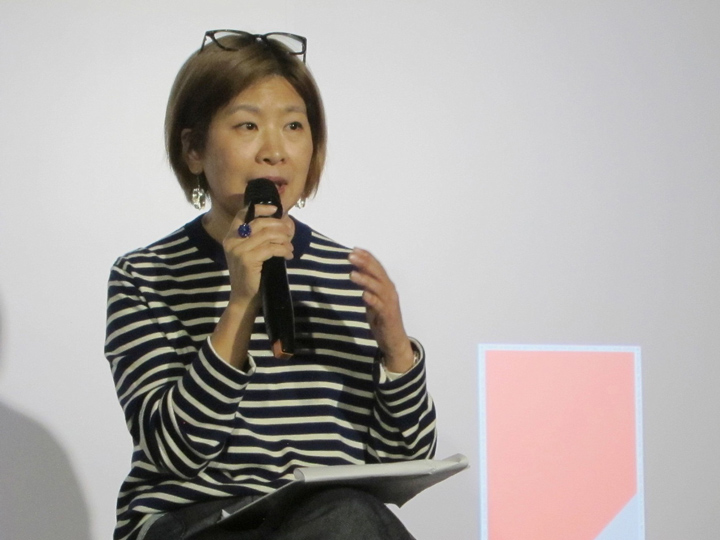 方德琳表示，當報導者面臨質疑時，讀者主動的維護與信任令她十分感動。 （特約記者陳洧農攝）