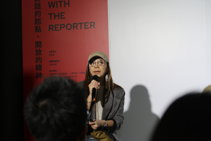 李雪莉回憶初入新聞業時，是一個「一篇文章就能震動整個社會」的年代。（特約記者林婕宇攝）