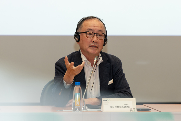 面對AI爬蟲抓取網站內容,杉田弘毅指出日本媒體在興訟或是談判之間的兩難。(蔡昕翰攝) 面對AI爬蟲抓取網站內容,杉田弘毅指出日本媒體在興訟或是談判之間的兩難。(蔡昕翰攝)