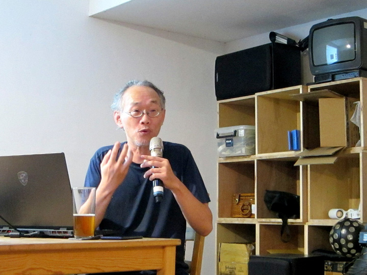 孫窮理表示，現在AI寫出來的文章，宛如「新時代的八股文」。（特約記者陳洧農攝）