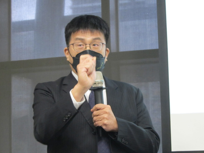 葉寧表示,數位部裡有來自通傳會的同仁,也有來自經濟部的,對於管制的思維大相逕庭。(特約記者陳洧農攝) 葉寧表示,數位部裡有來自通傳會的同仁,也有來自經濟部的,對於管制的思維大相逕庭。(特約記者陳洧農攝)