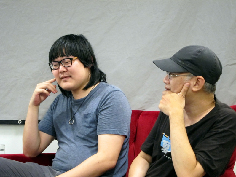 「都什麼時候了，還在搞媒體？」座談
