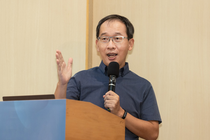 劉志原說：「我們相信總會有清楚明白的一天，媒體能做的就是繼續寫。」（趙元彬攝／台灣事實查核中心提供）