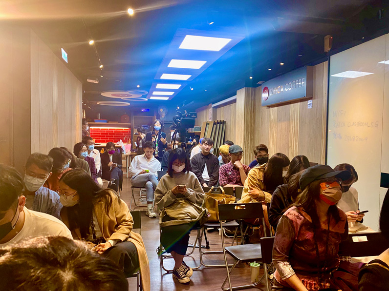 卓越新聞基金會舉辦卓新沙龍，由三立電視記者相振為主講〈國際專題記者的修行之路：訓練、實戰與考驗〉報名情況熱烈。（特約記者宋思彤攝）